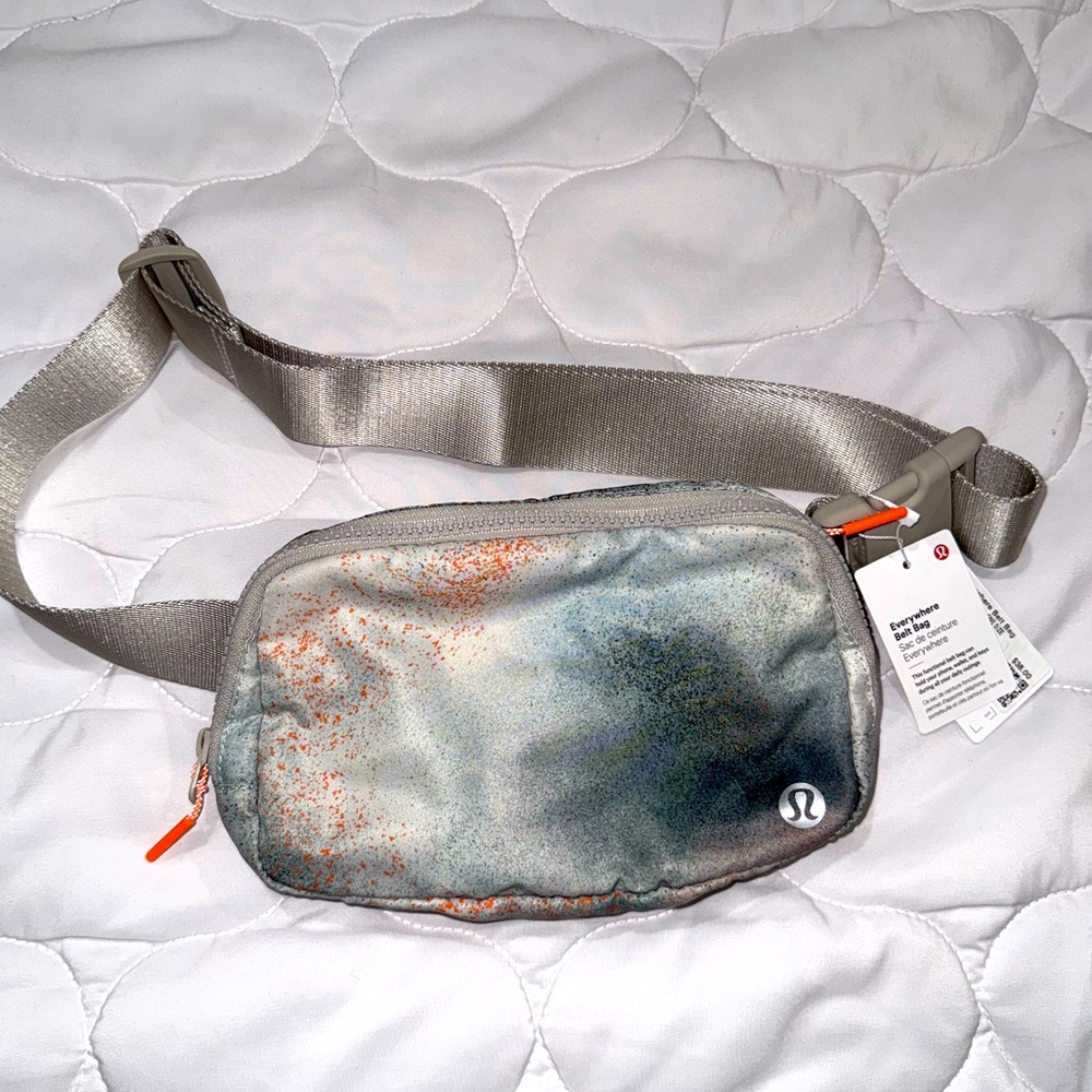 NWT Lululemon belt bag